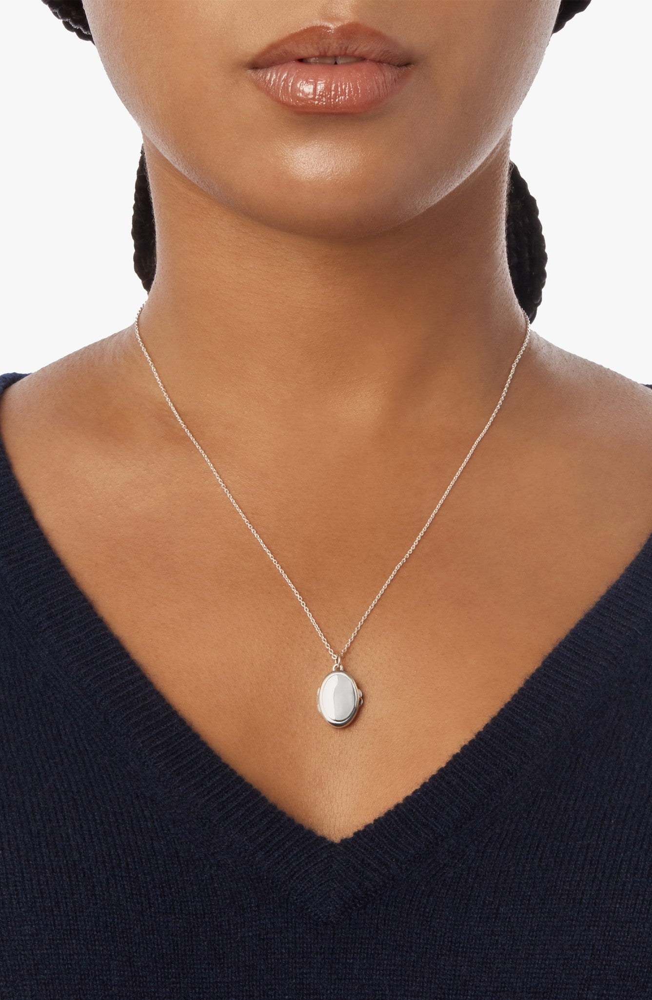 Heirloom Petite Locket Necklace - Sterling Silver - Image 15