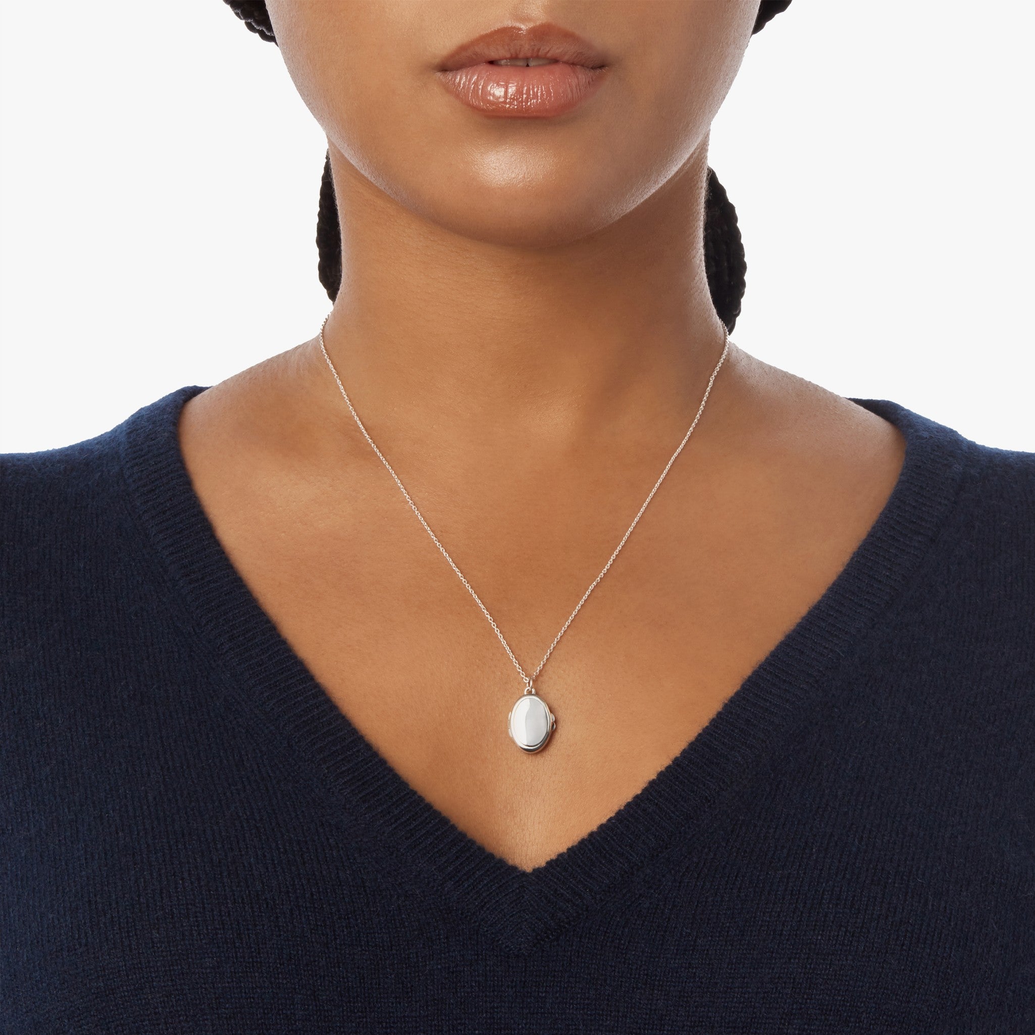 Heirloom Petite Locket Necklace - Sterling Silver - Image 13