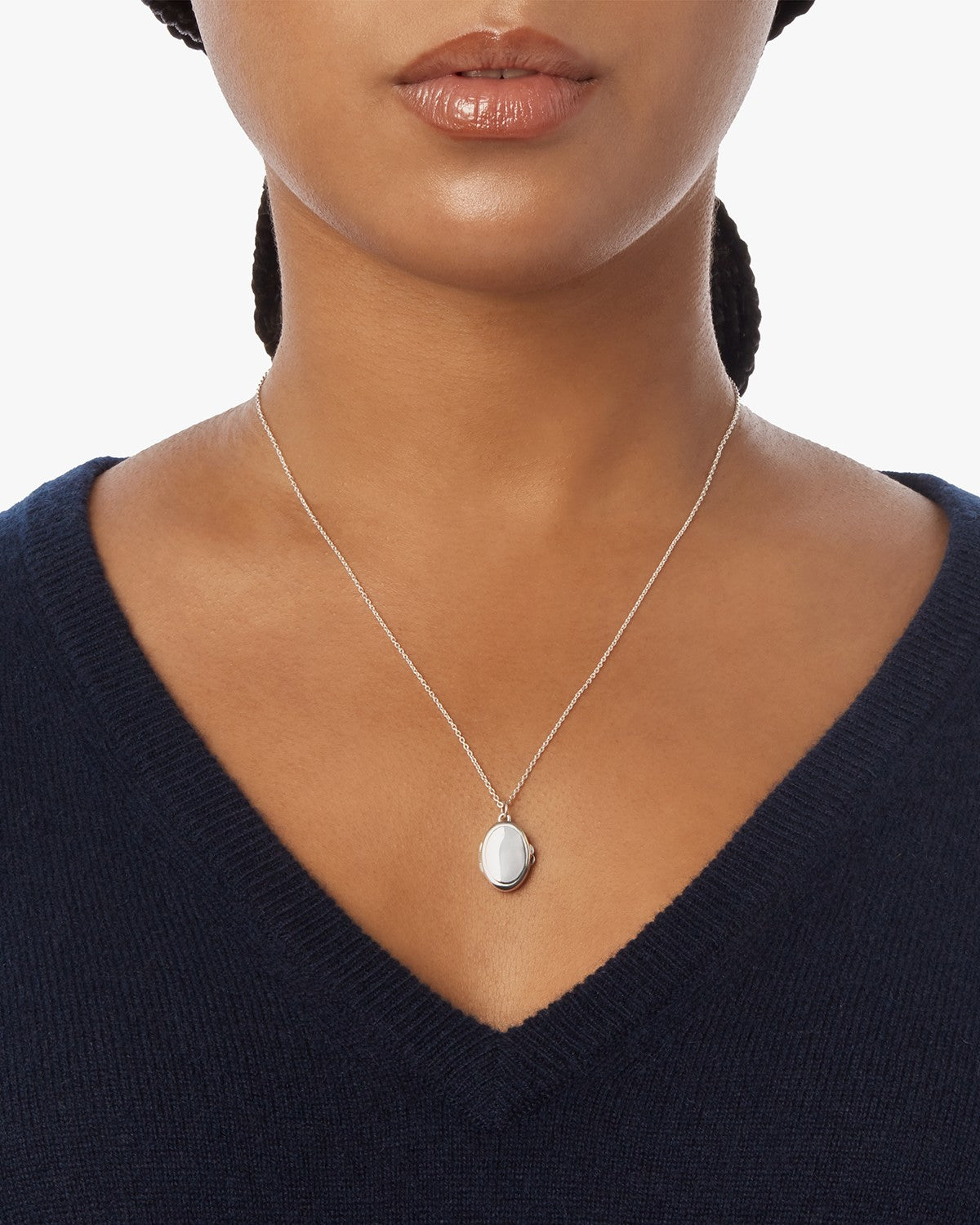 Heirloom Petite Locket Necklace - Sterling Silver - Image 17