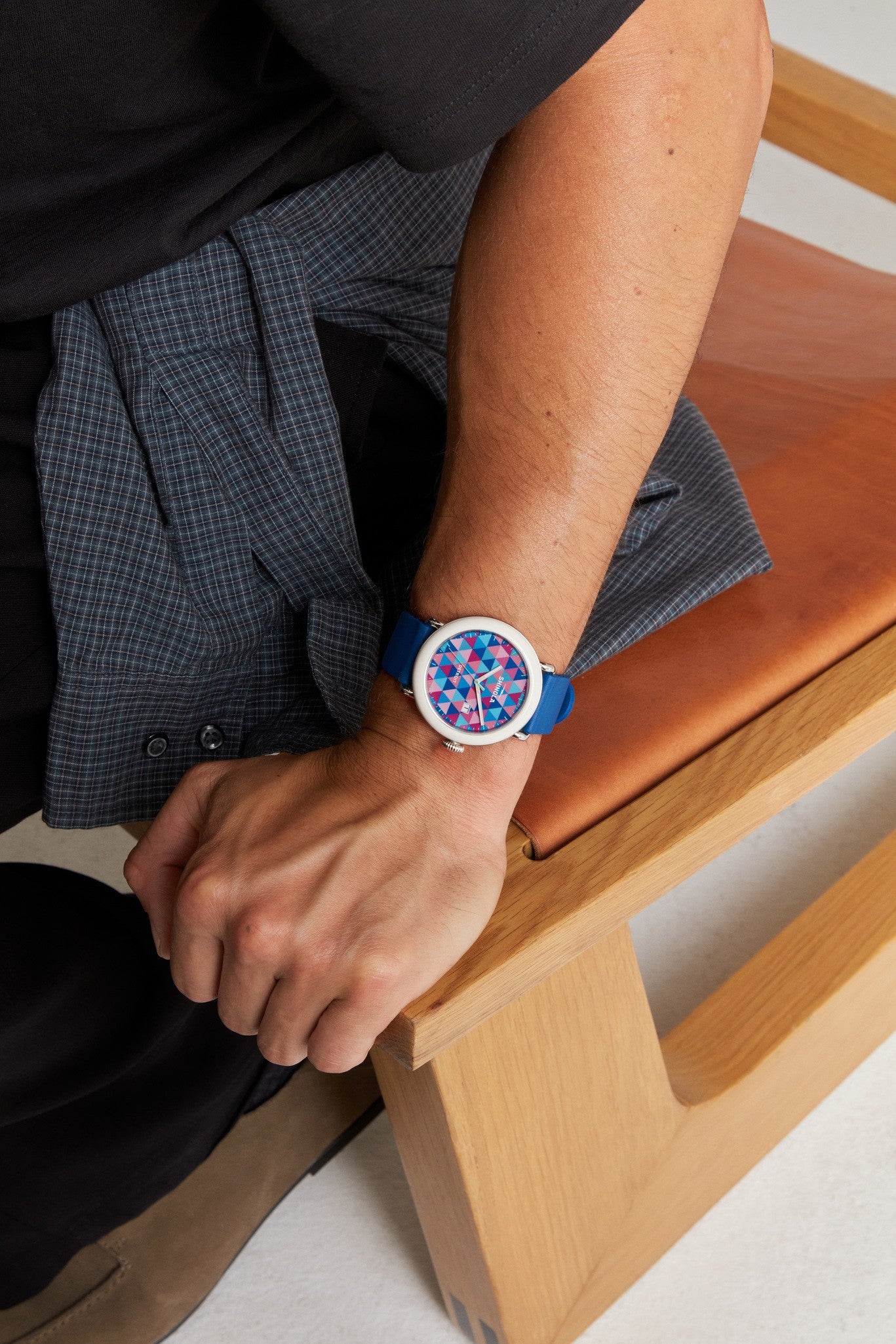 Detrola Watch - Color Theory Cool - Image 3